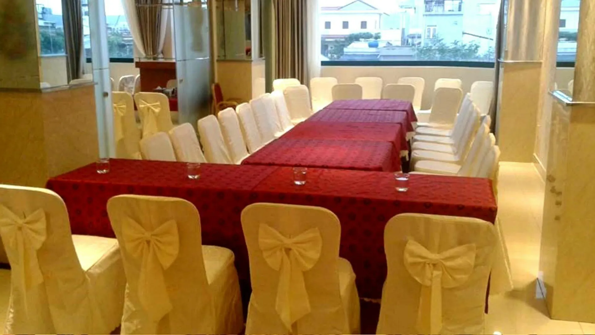 Bay Sydney Hotel Da Nang